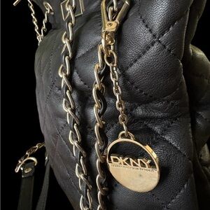 DKNY-Black Quilted Leather “Nappa” Shoulder/Crossbody Bag Double Gold Chain EUC!